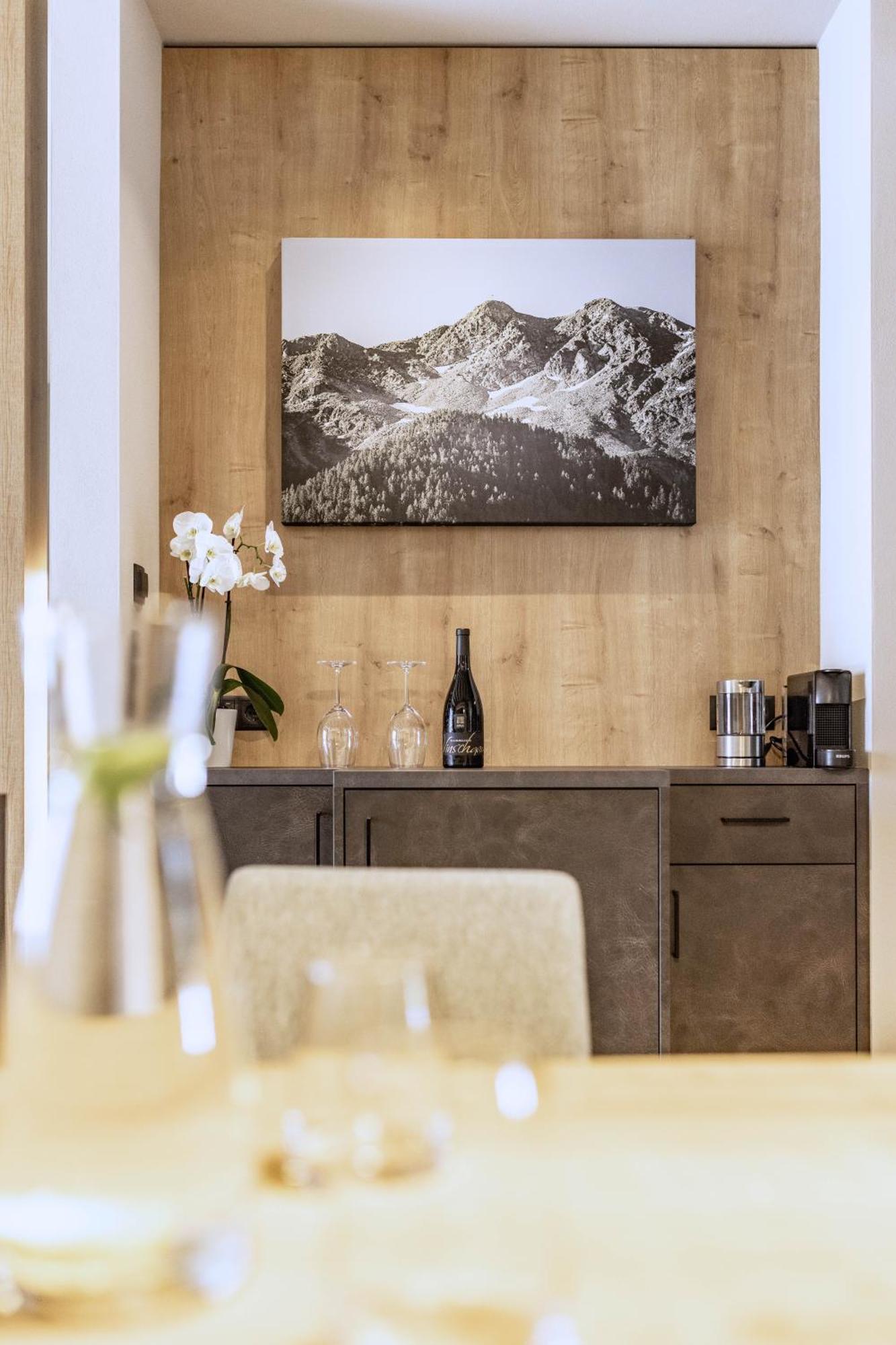 Villa Hubertus Luxuria Nova Suites - Adults Friendly Naturns Luaran gambar